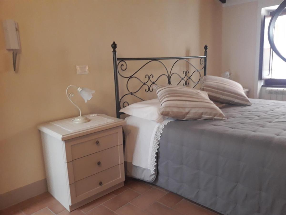 Apartamento La Corte Antica Pienza Exterior foto