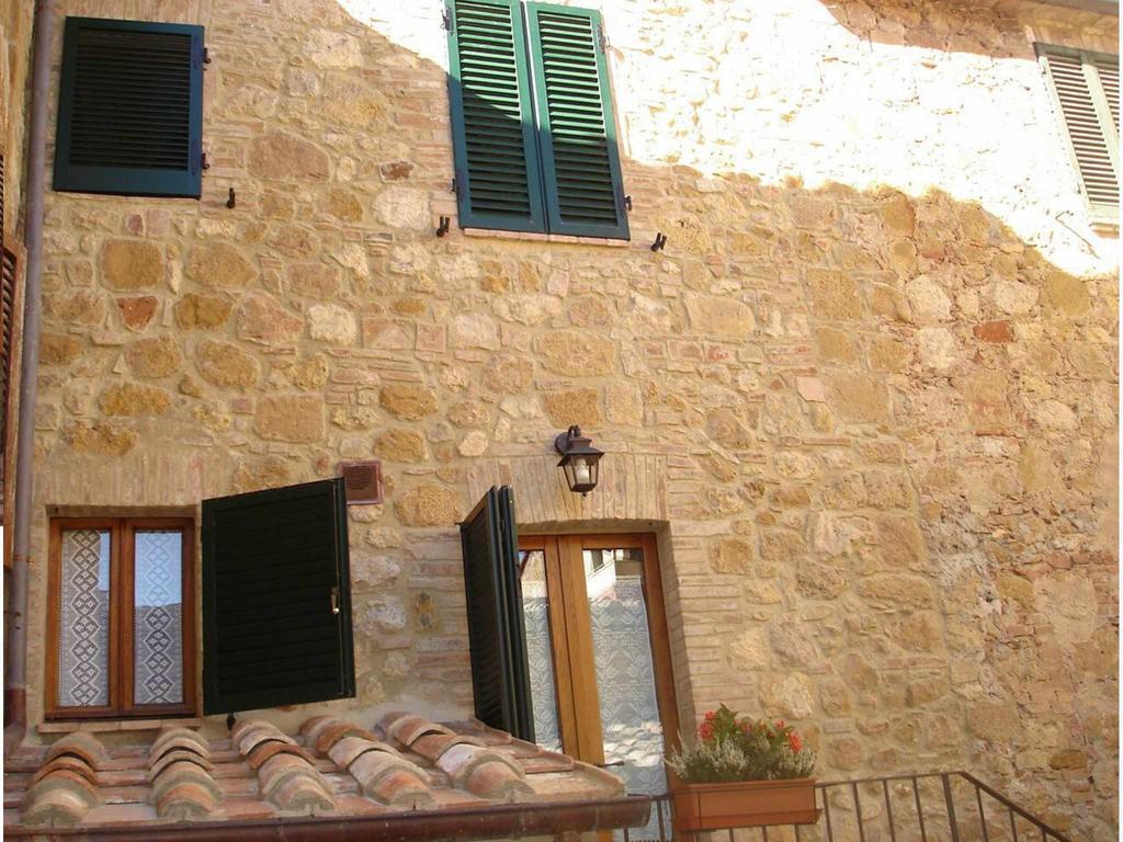 Apartamento La Corte Antica Pienza Habitación foto